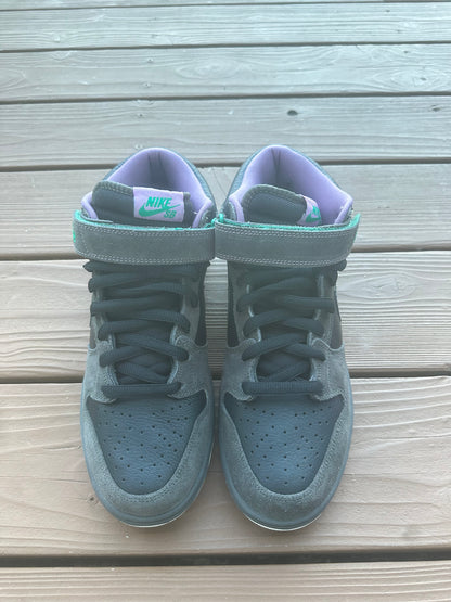 Size 11 - Nike Dunk Mid Premium SB Northern Lights