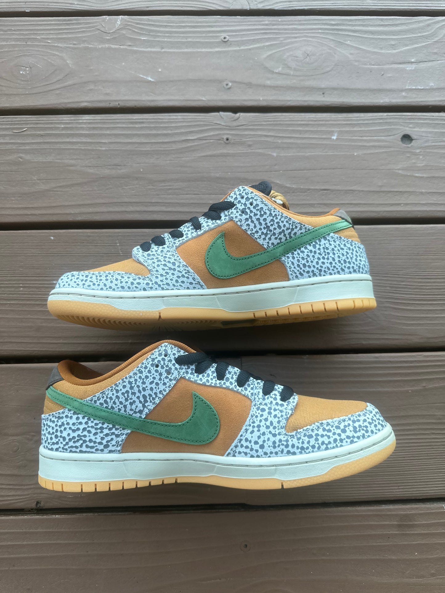 Size 9.5 - Nike Dunk Low Pro SB Safari