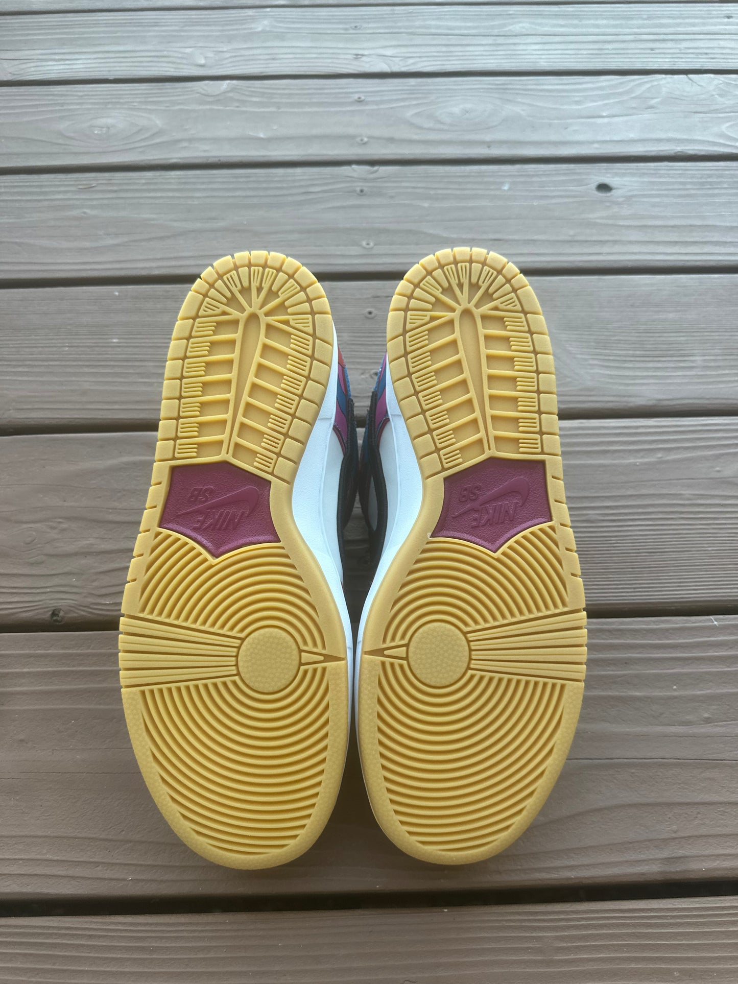 Size 9.5 - Parra x Nike SB Dunk Low Pro Abstract Art