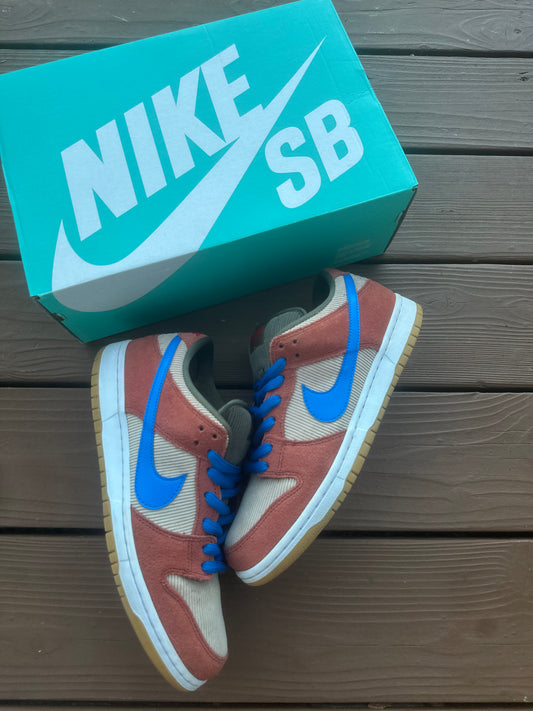 Size 10 - Nike Dunk Low Pro SB Corduroy