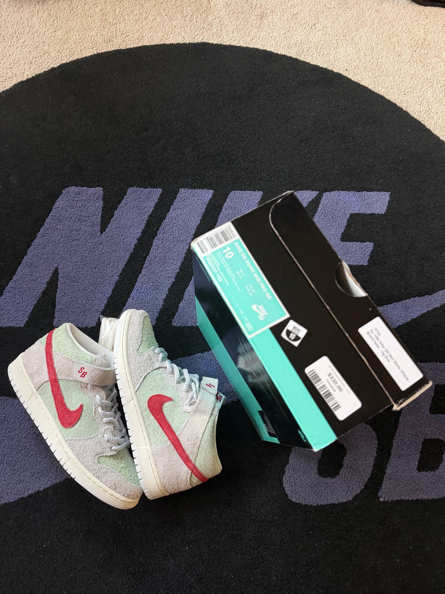 Size 10 - Nike SB Dunk Mid Pro QS White Widow
