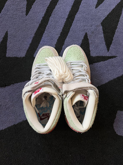 Size 10 - Nike SB Dunk Mid Pro QS White Widow