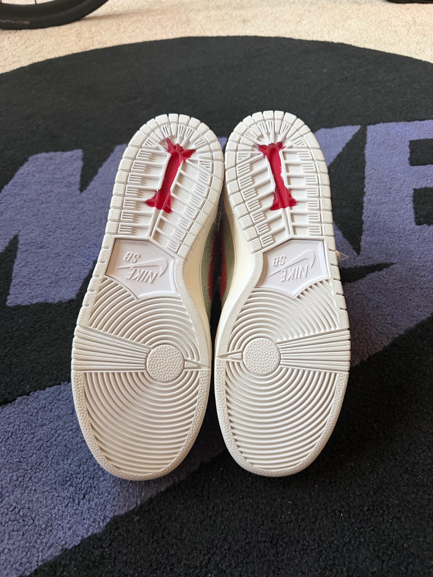 Size 10 - Nike SB Dunk Mid Pro QS White Widow