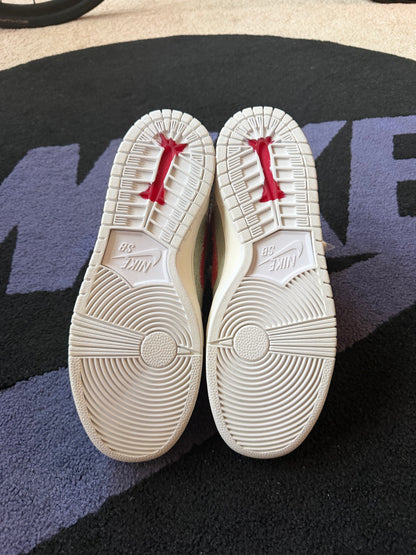 Size 10 - Nike SB Dunk Mid Pro QS White Widow