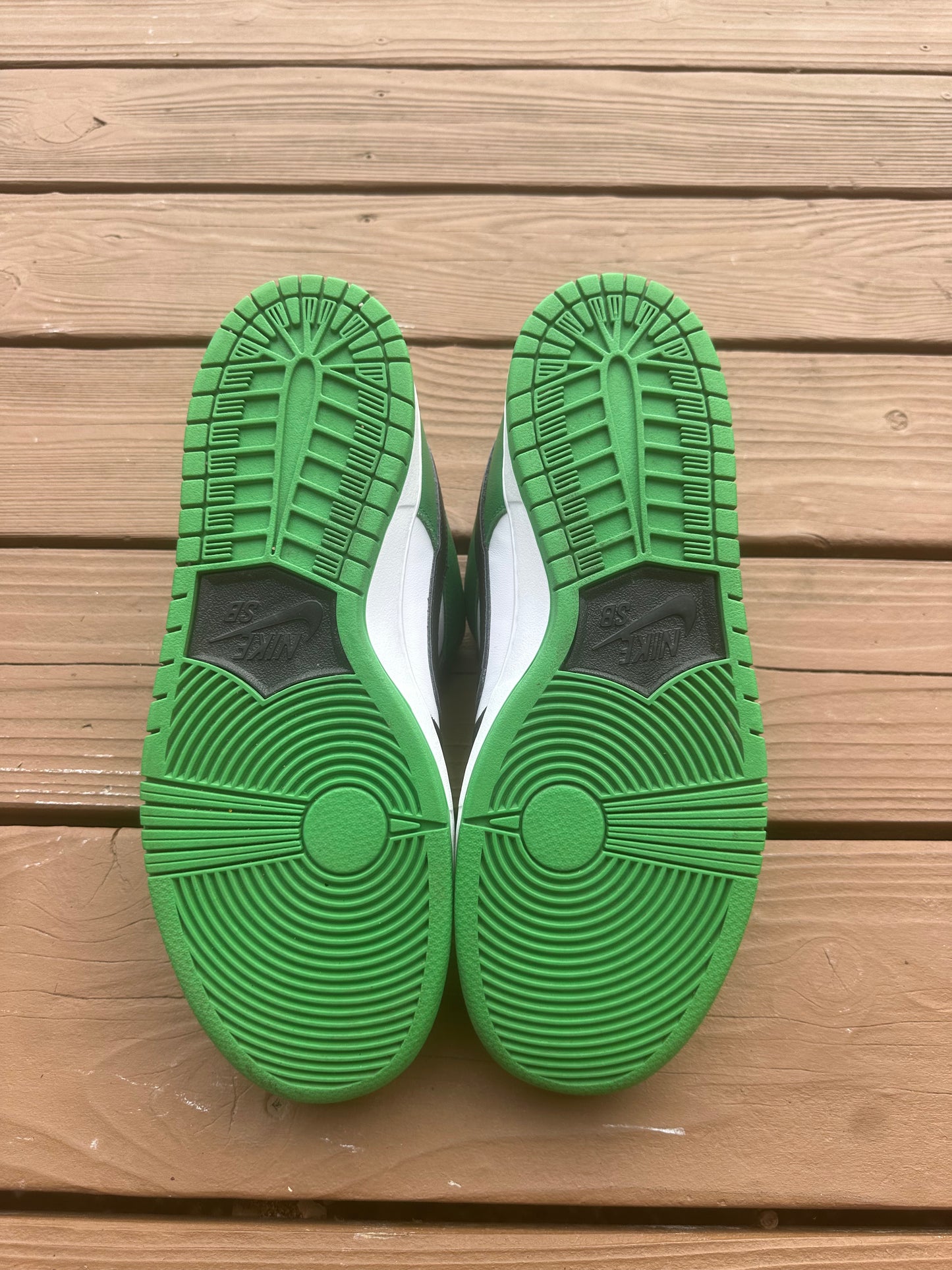 Size 10 - Nike Dunk Low Pro SB Classic Green