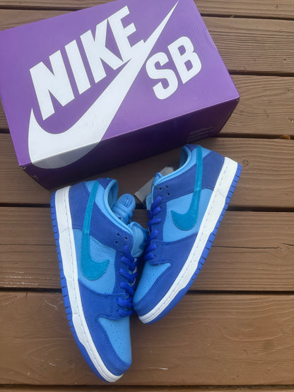 Size 9.5 - Nike SB Dunk Low Pro Blue Raspberry