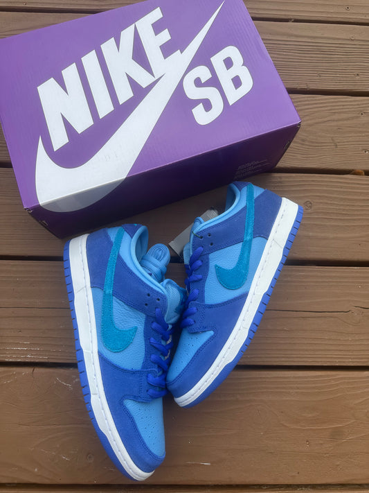 Size 9.5 - Nike SB Dunk Low Pro Blue Raspberry