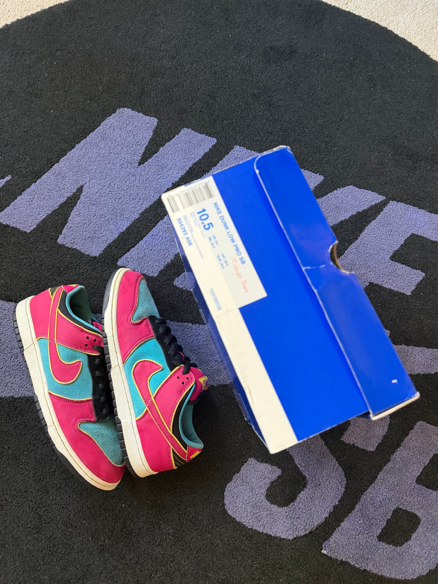 Size 10.5 - Nike Dunk Low Pro SB Ms. Pacman