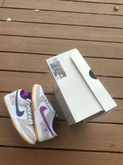 Size 9.5 - Rayssa Leal x Nike SB Dunk Low