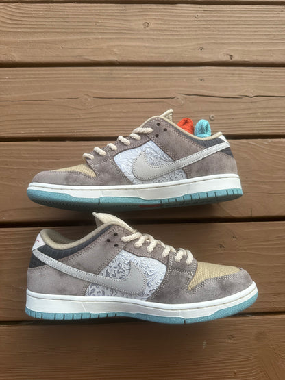 Size 10 - Nike SB Dunk Low Big Money Savings