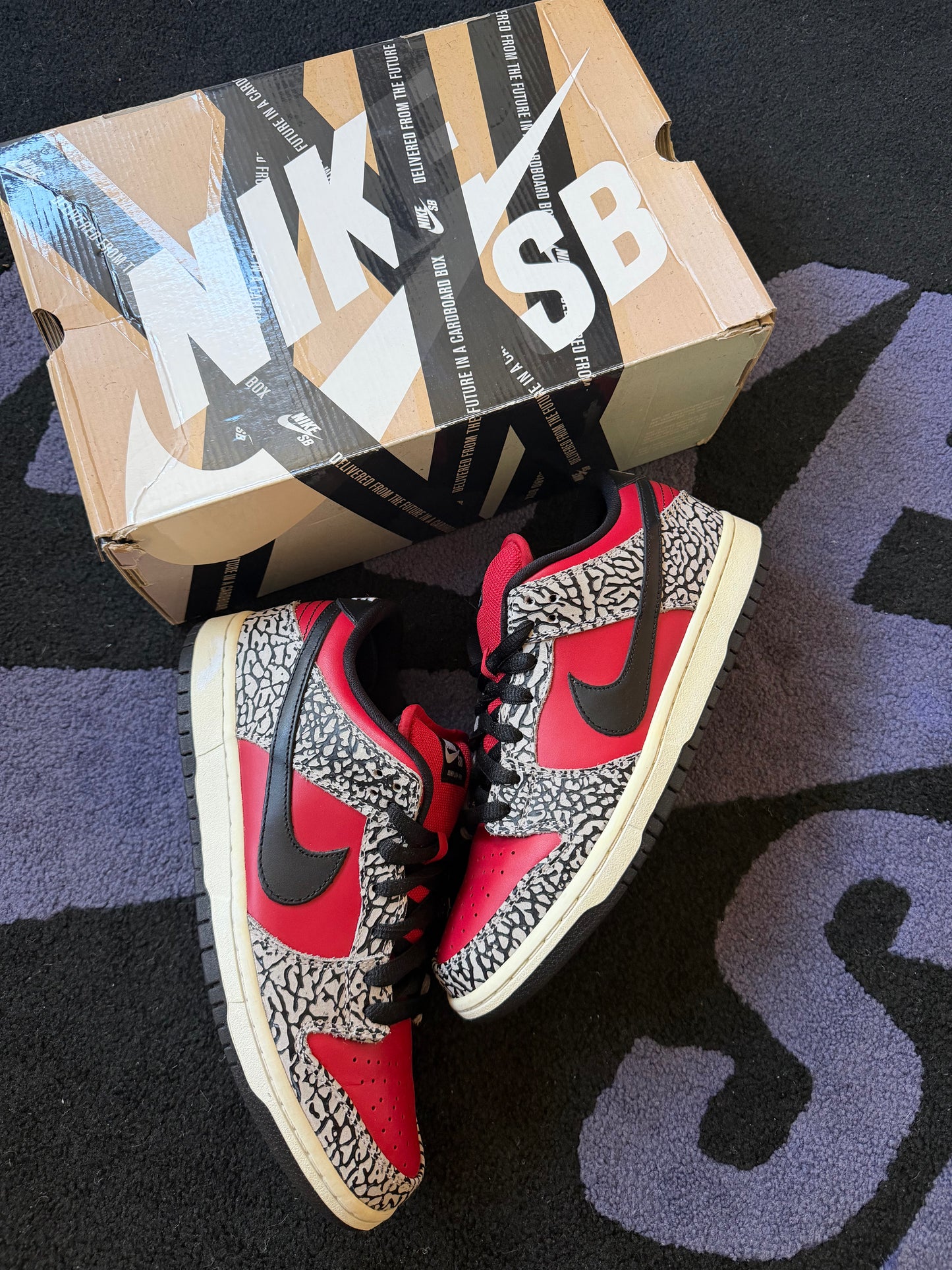 Size 9.5 - Supreme x Nike SB Dunk Low Premium Red Cement