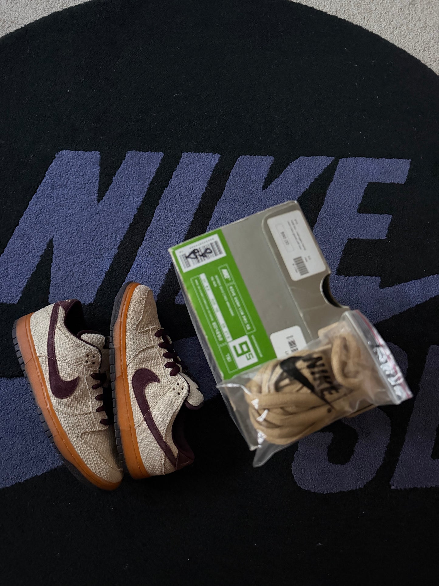 Size 9.5 - Nike Dunk Low Pro SB Red Hemp