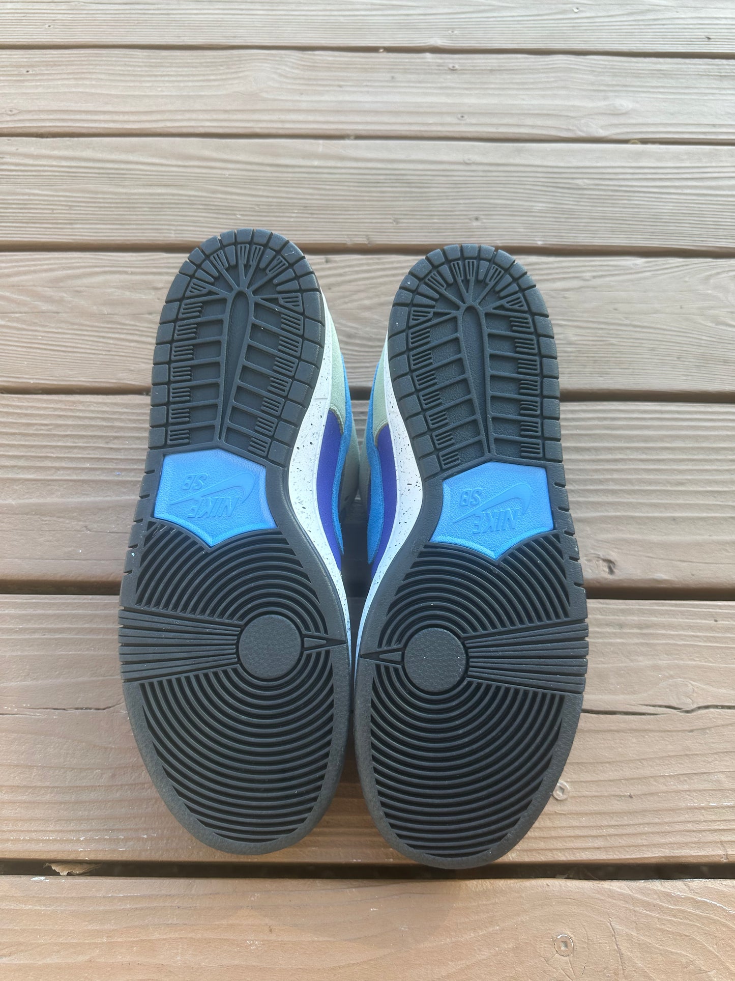 Size 9.5 - Nike Dunk Low Pro SB ACG Celadon