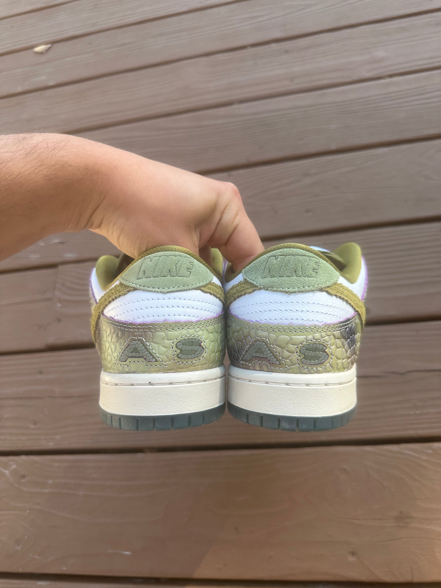 Size 9.5 - Nike Dunk Low Pro SB QS Alexis Sablone Chameleon