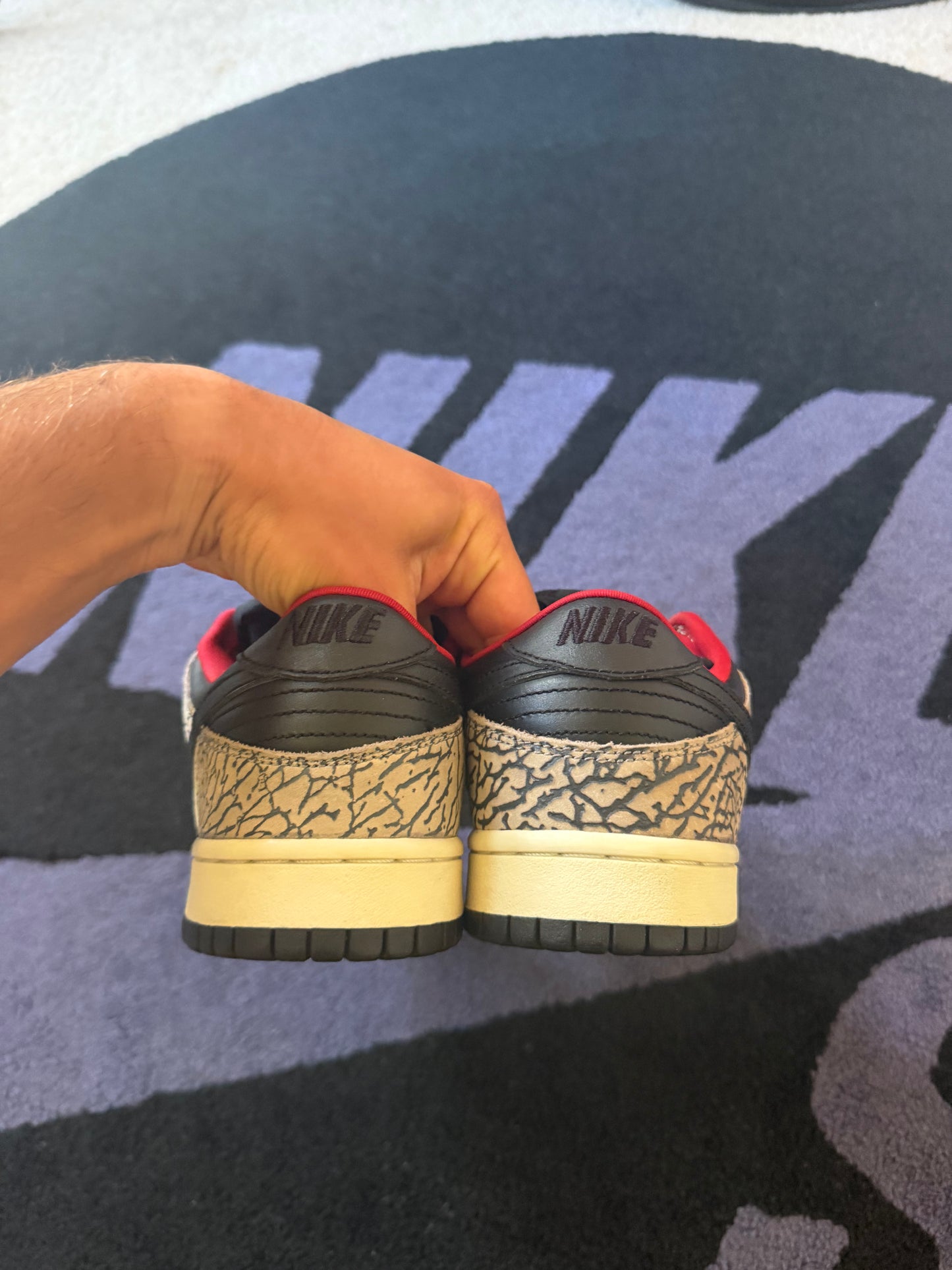 Size 8 - Supreme x Nike SB Dunk Low Pro Black Cement