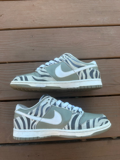 Size 8.5 - Nike Dunk Low Pro Daktari