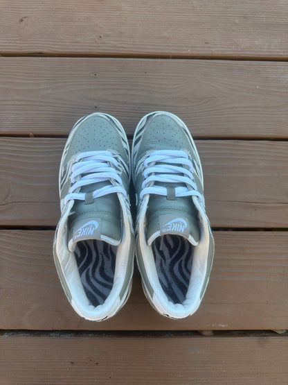 Size 8.5 - Nike Dunk Low Pro Daktari