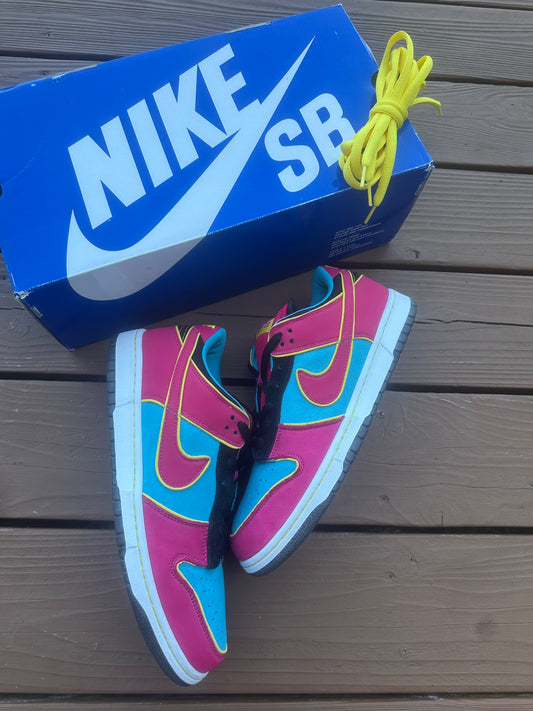 Size 11 - Nike Dunk Low Pro SB Ms. Pacman