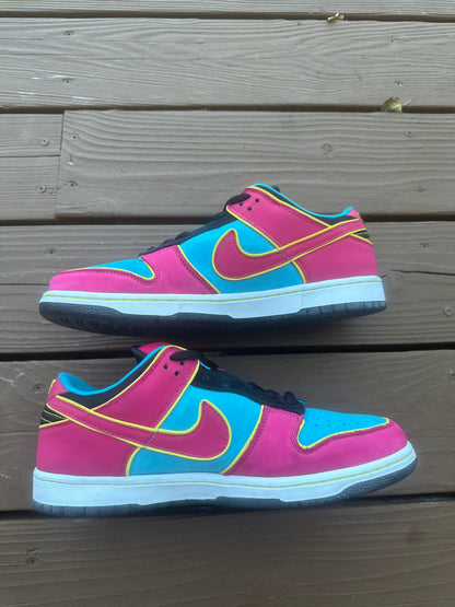 Size 11 - Nike Dunk Low Pro SB Ms. Pacman