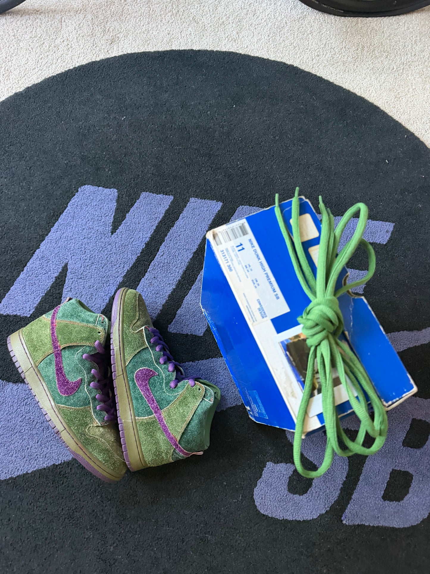 Size 11 - Nike Dunk High Premium SB Skunk