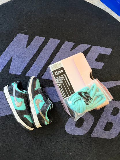 Size 9 - Nike SB Dunk Low Pro x Diamond Supply Co. Tiffany