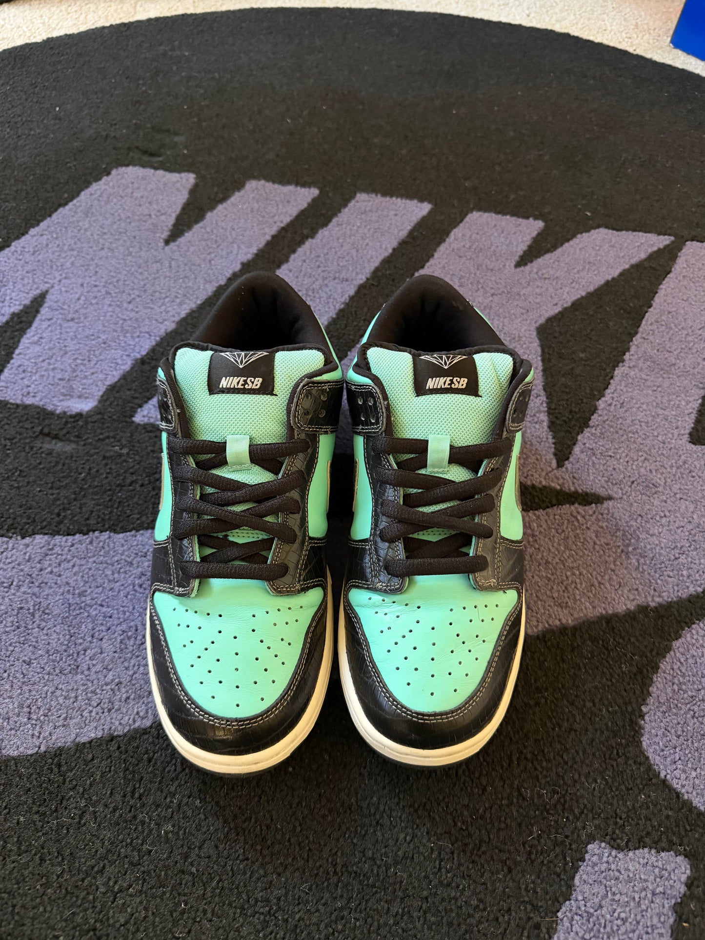 Size 9 - Nike SB Dunk Low Pro x Diamond Supply Co. Tiffany