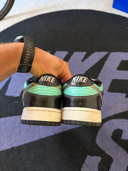 Size 9 - Nike SB Dunk Low Pro x Diamond Supply Co. Tiffany
