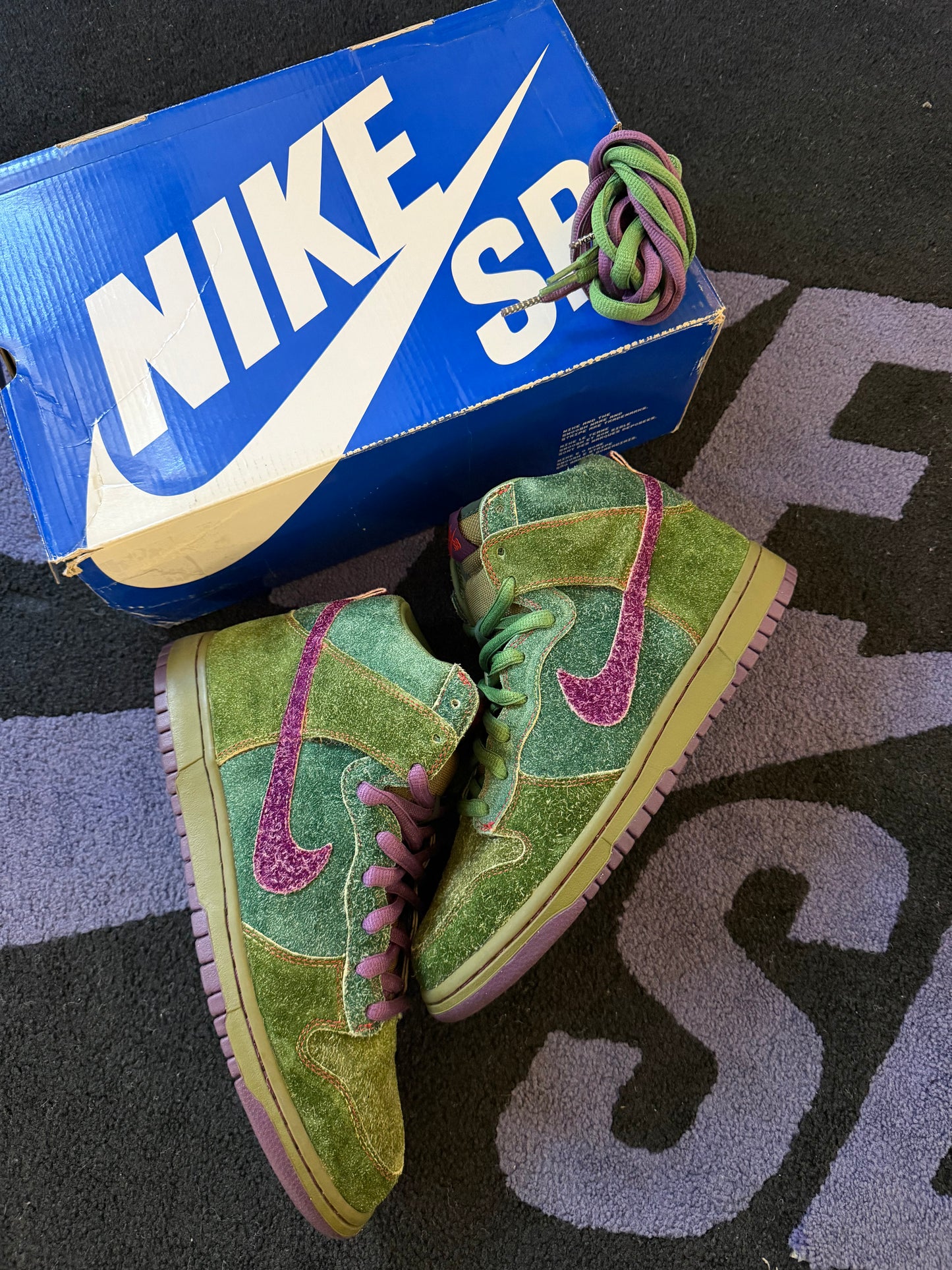 Size 10.5 - Nike Dunk High Premium SB Skunk