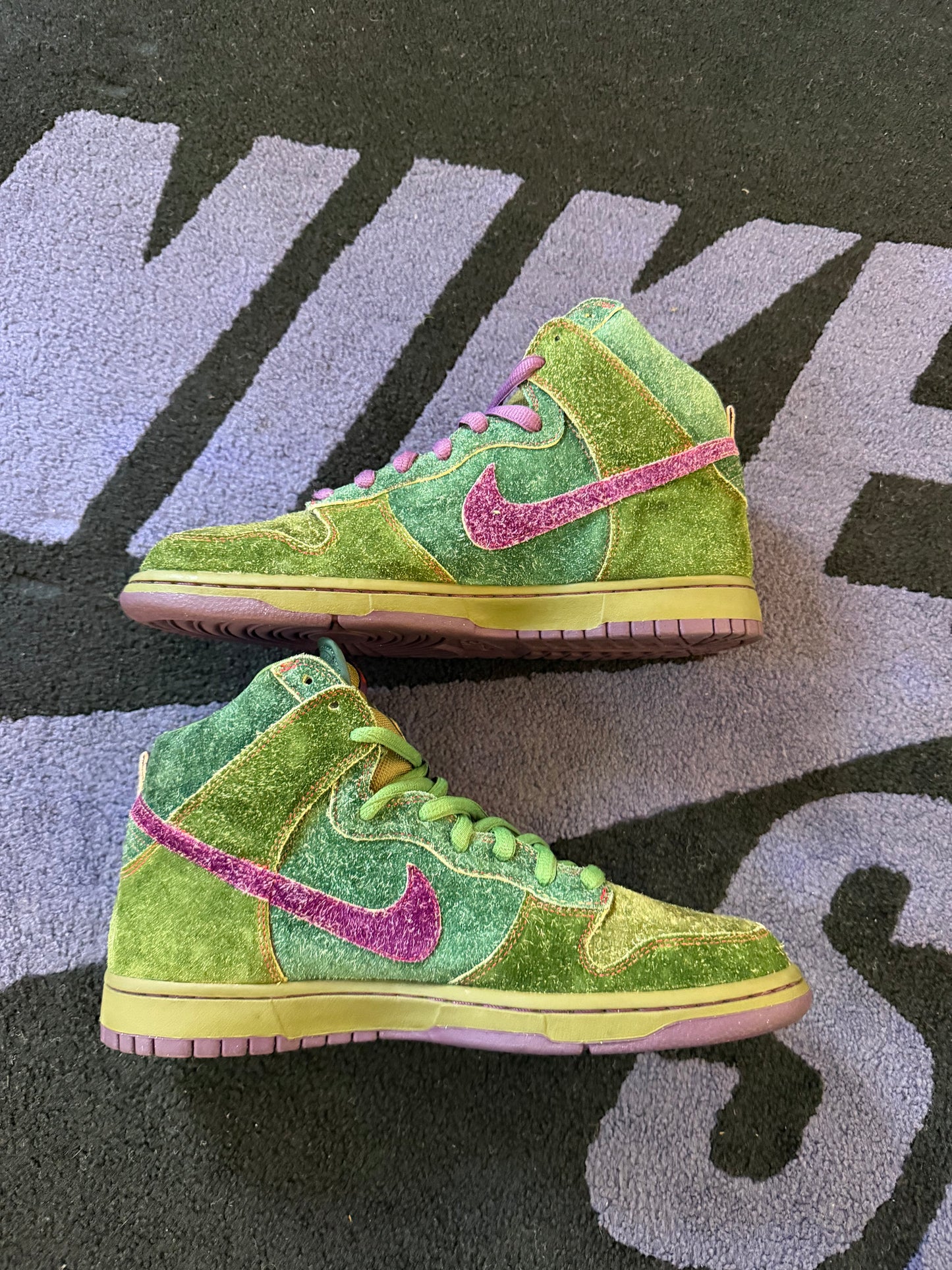 Size 10.5 - Nike Dunk High Premium SB Skunk