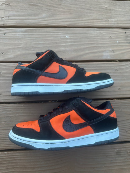 Size 11 - Nike Dunk Low Pro SB Flash