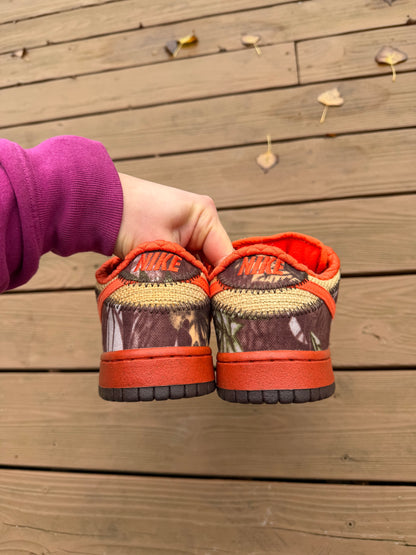Size 9 - Nike SB Dunk Low Pro Reese Forbes Hunter