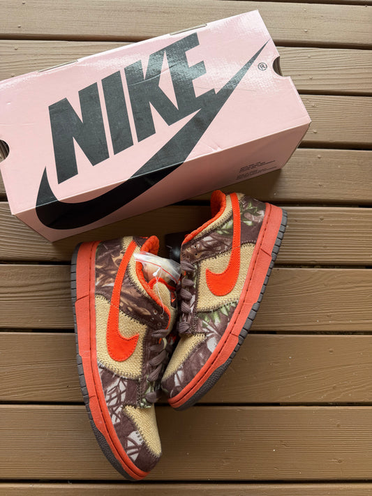 Size 9 - Nike SB Dunk Low Pro Reese Forbes Hunter