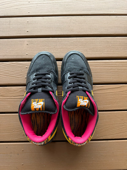 Size 11 - Nike Dunk Low Premium SB Space Tiger