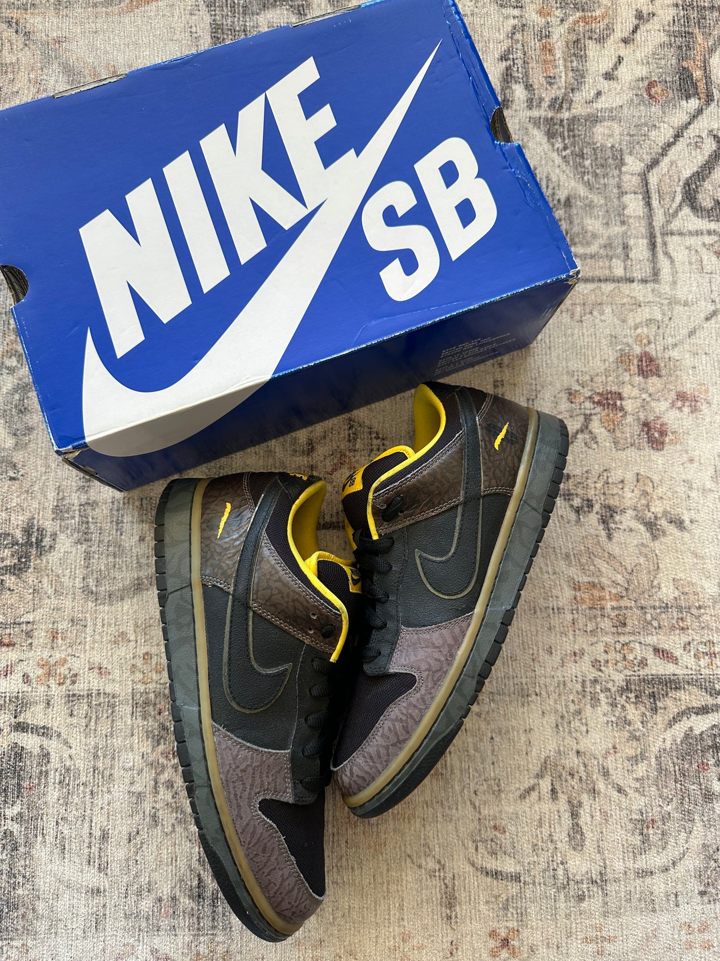 Size 10 - Nike Dunk Low Premium SB Yellow Curb