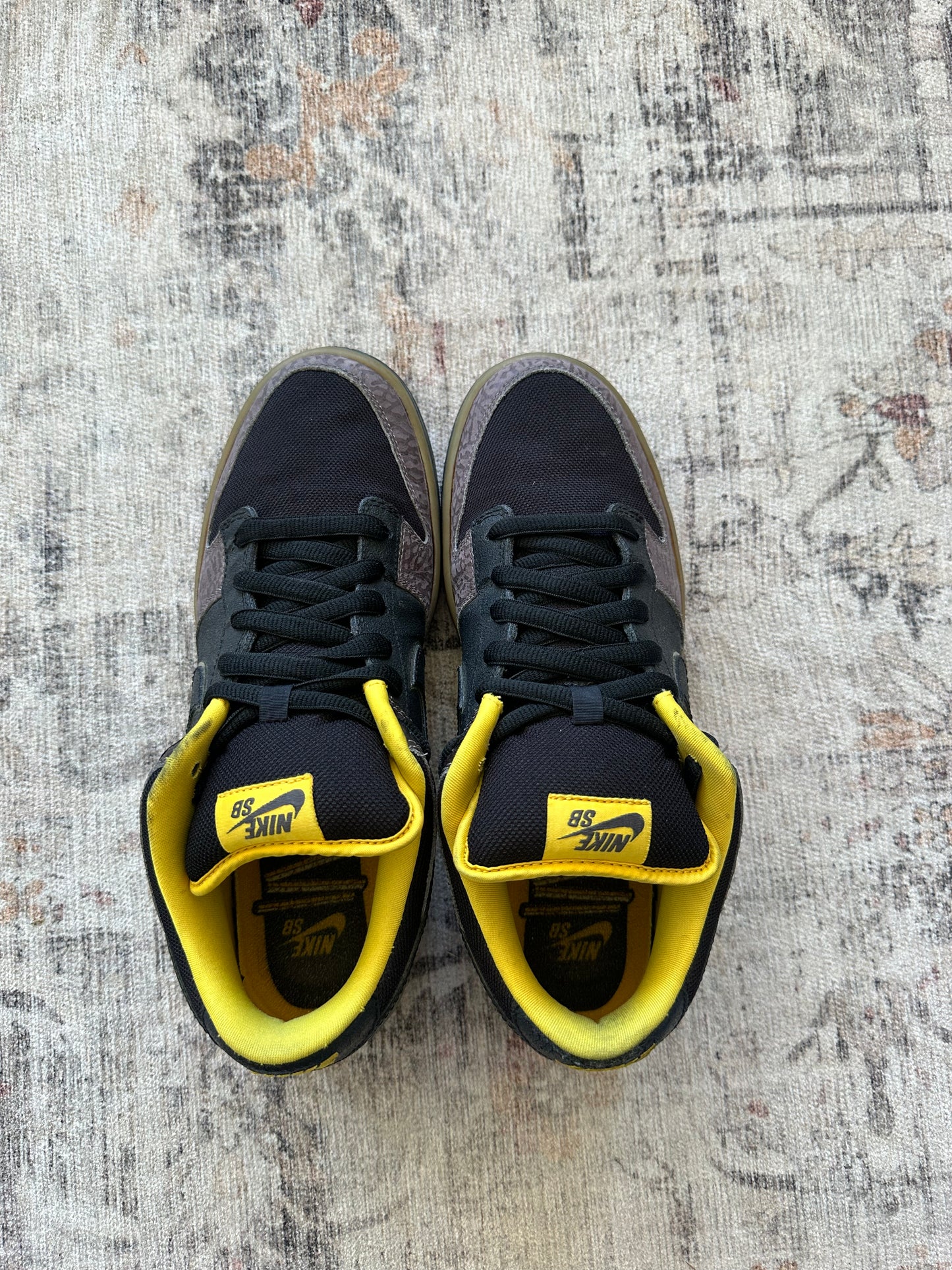 Size 10 - Nike Dunk Low Premium SB Yellow Curb