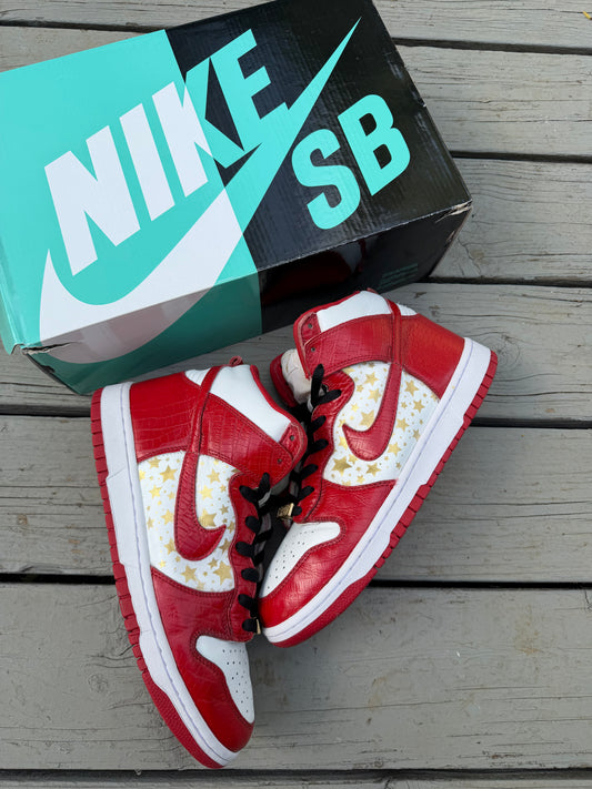 Size 10.5 - Supreme x Dunk High Pro SB Red Stars