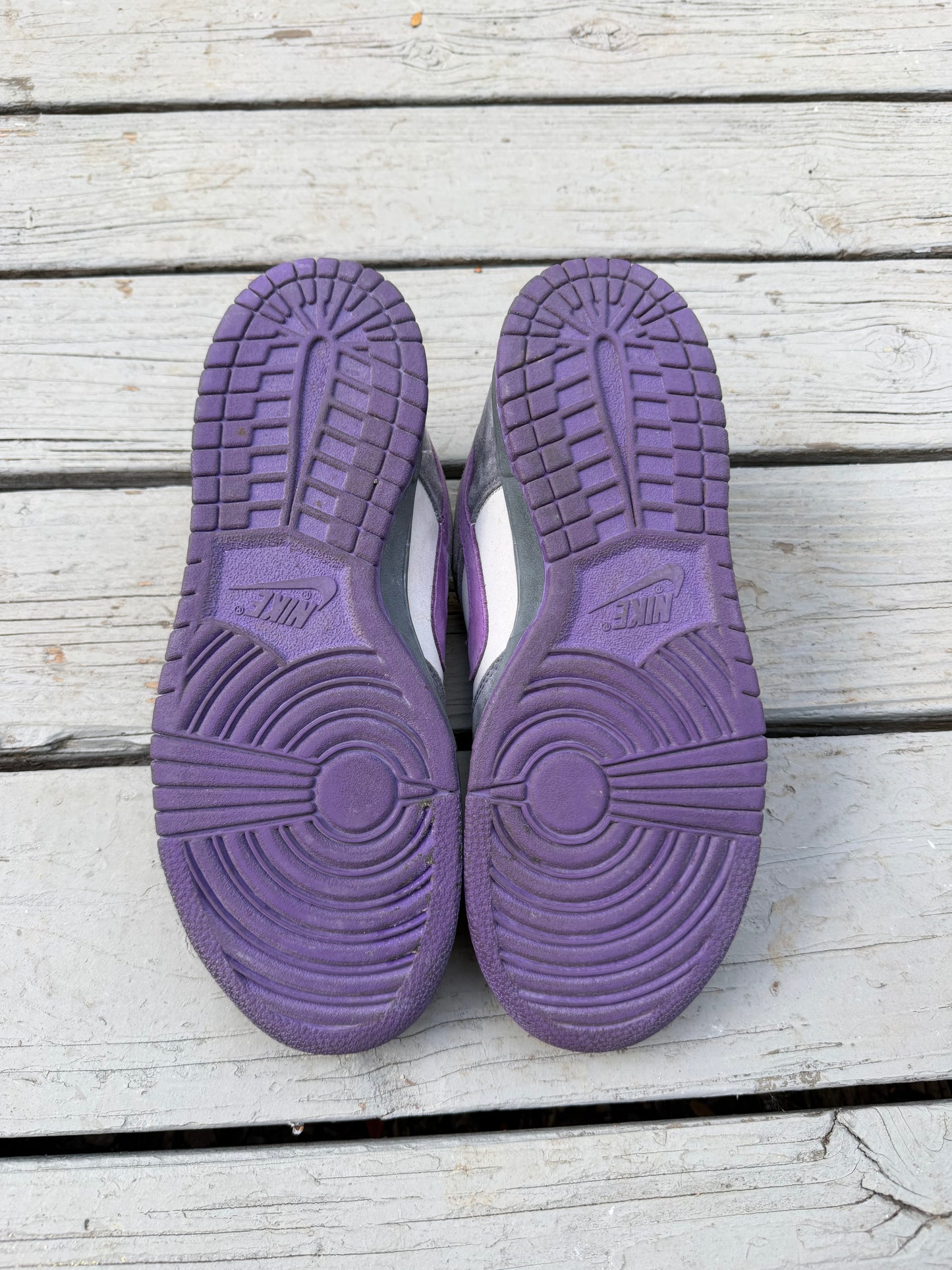 Size 9 - Nike Dunk Low Pro SB Purple Pigeon