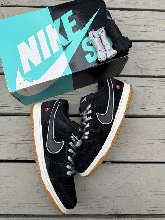 Size 11 - Nike Dunk Low Premium SB Quartersnacks
