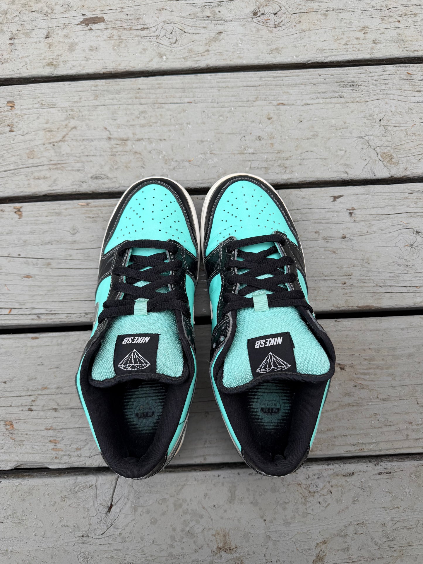 Size 9 - Nike SB Dunk Low Pro x Diamond Supply Co. Tiffany