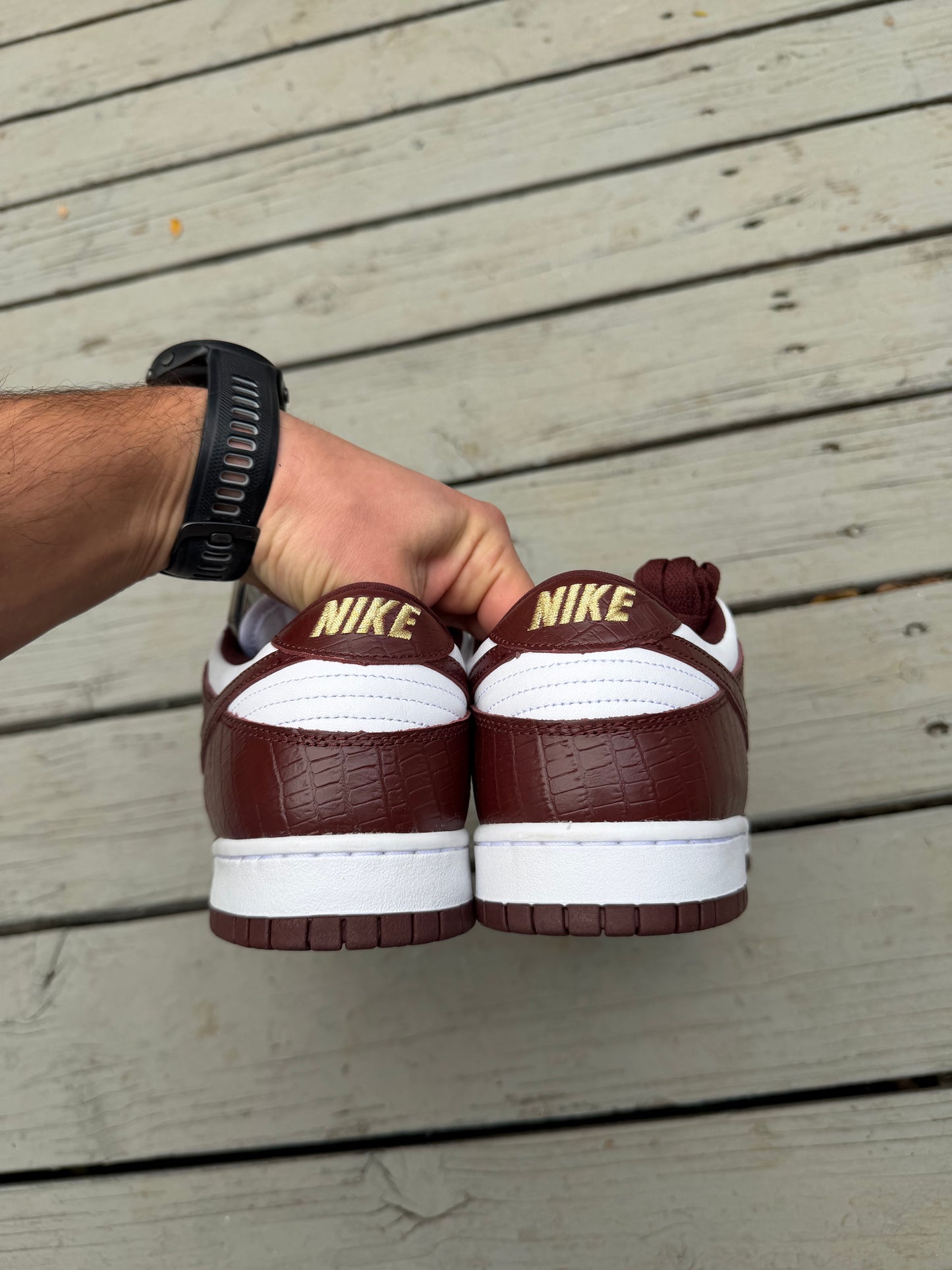 Size 11 - Supreme x Nike Dunk Low OG SB QS Barkroot Brown