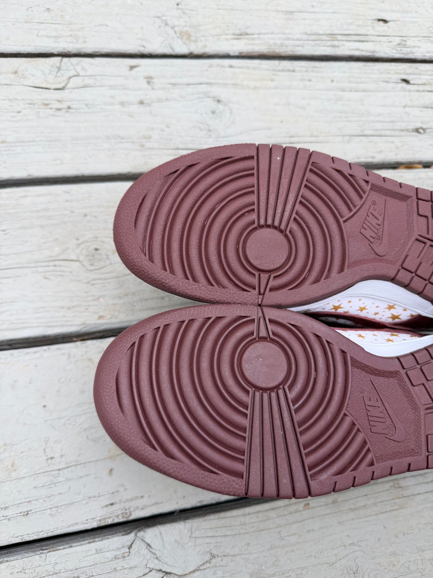 Size 11 - Supreme x Nike Dunk Low OG SB QS Barkroot Brown
