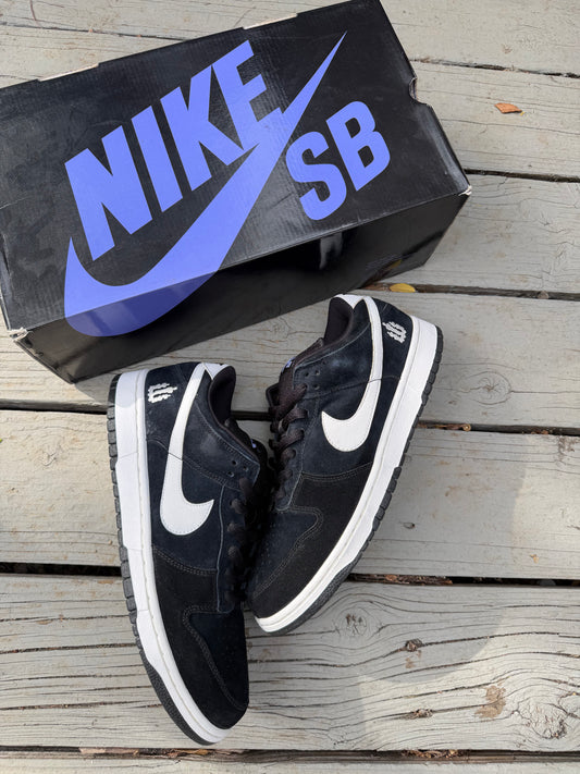 Size 11 - Nike Dunk Low Pro SB Wieger