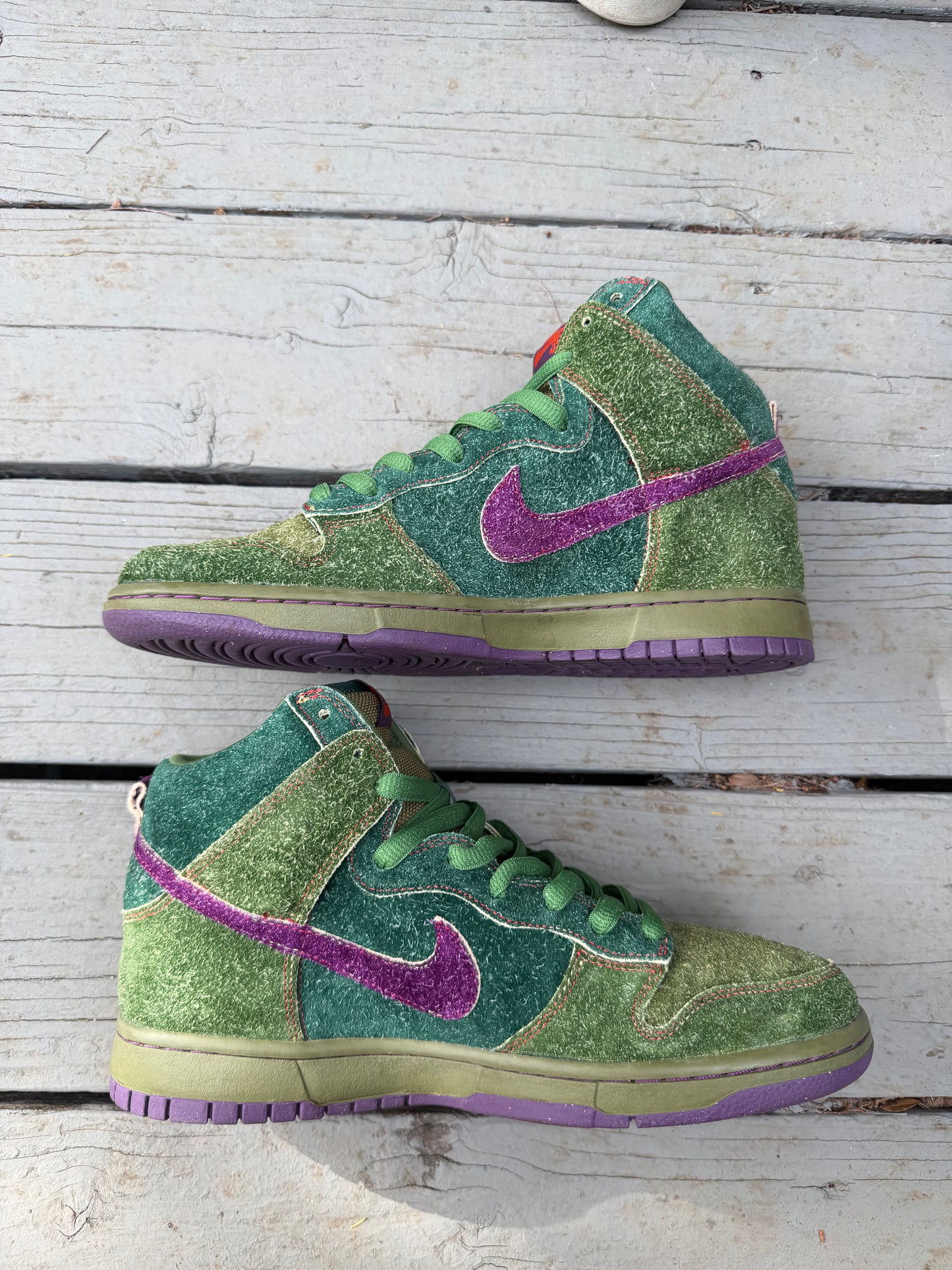 Size 9.5 - Nike Dunk High Premium SB Skunk