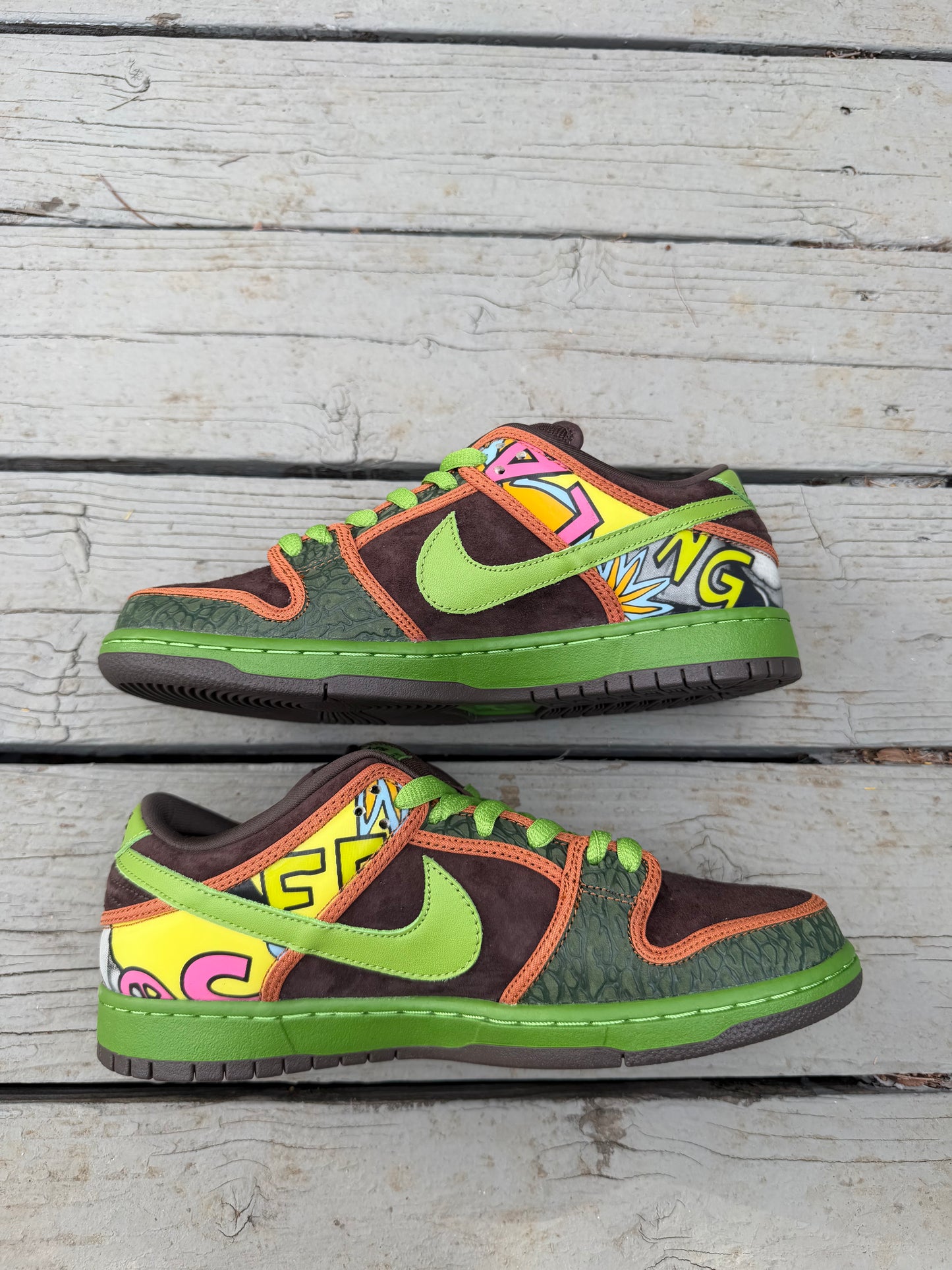 Size 9 - Nike Dunk Low Premium SB De La Soul