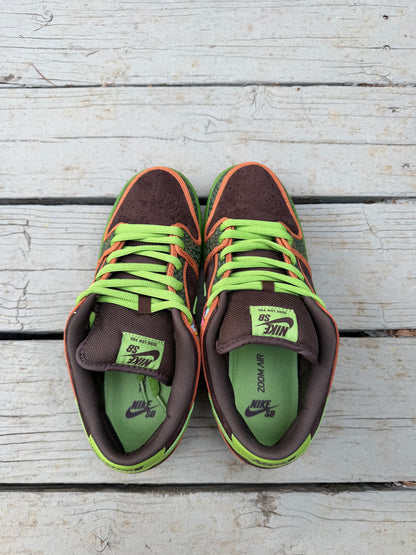 Size 9 - Nike Dunk Low Premium SB De La Soul
