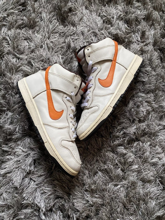 Size 9 - 2004 Nike Dunk High Sail/Orange Blaze