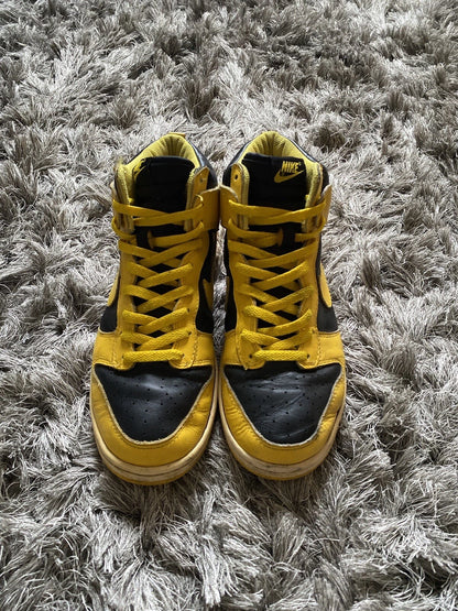 Size 9 - 2008 Vintage Dunk High Goldenrod