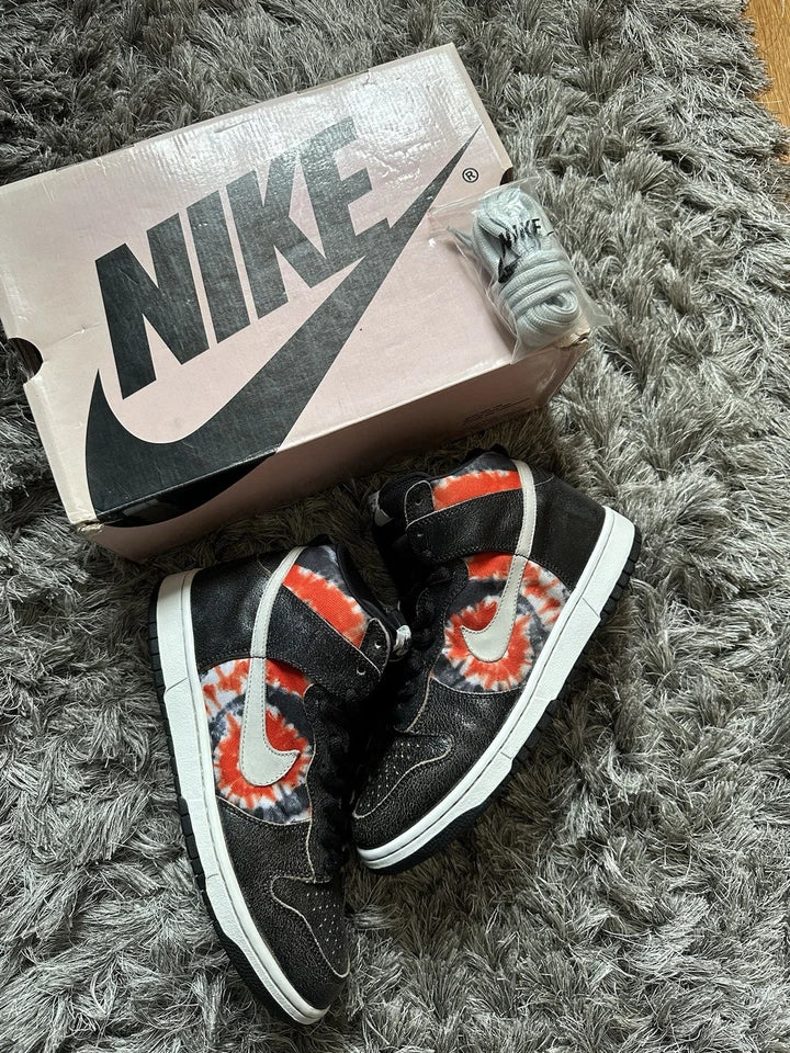 Size 9 - Nike Dunk High Pro SB HUF